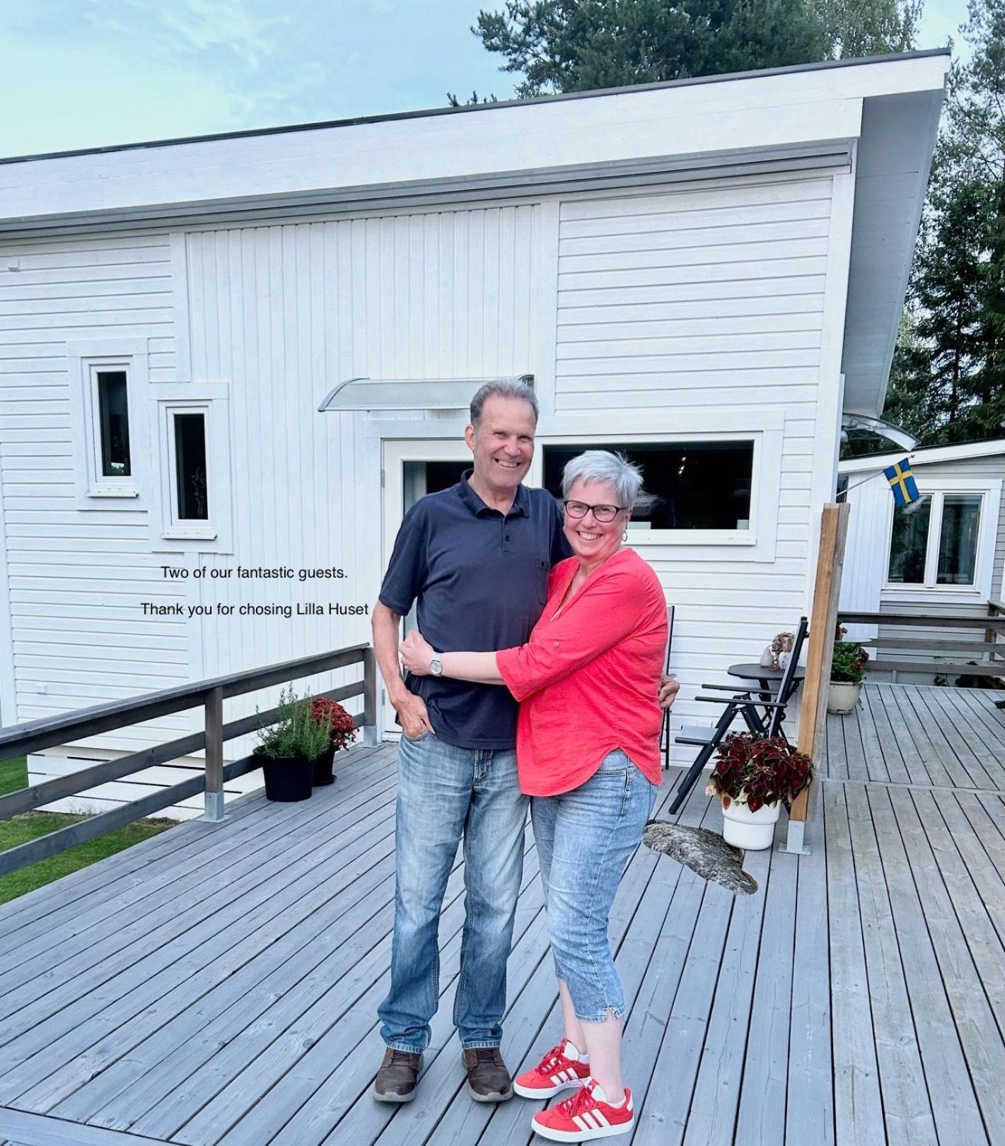 Lilla Huset Bed & Breakfast - Countryside Guesthouse, Free Parking Örebro Esterno foto
